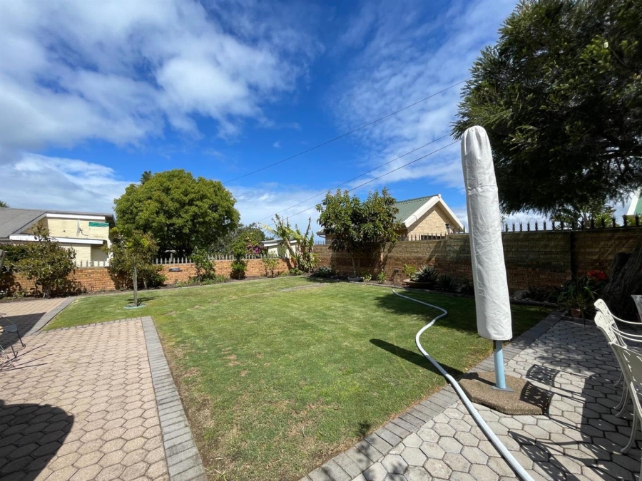 4 Bedroom Property for Sale in Tergniet Western Cape